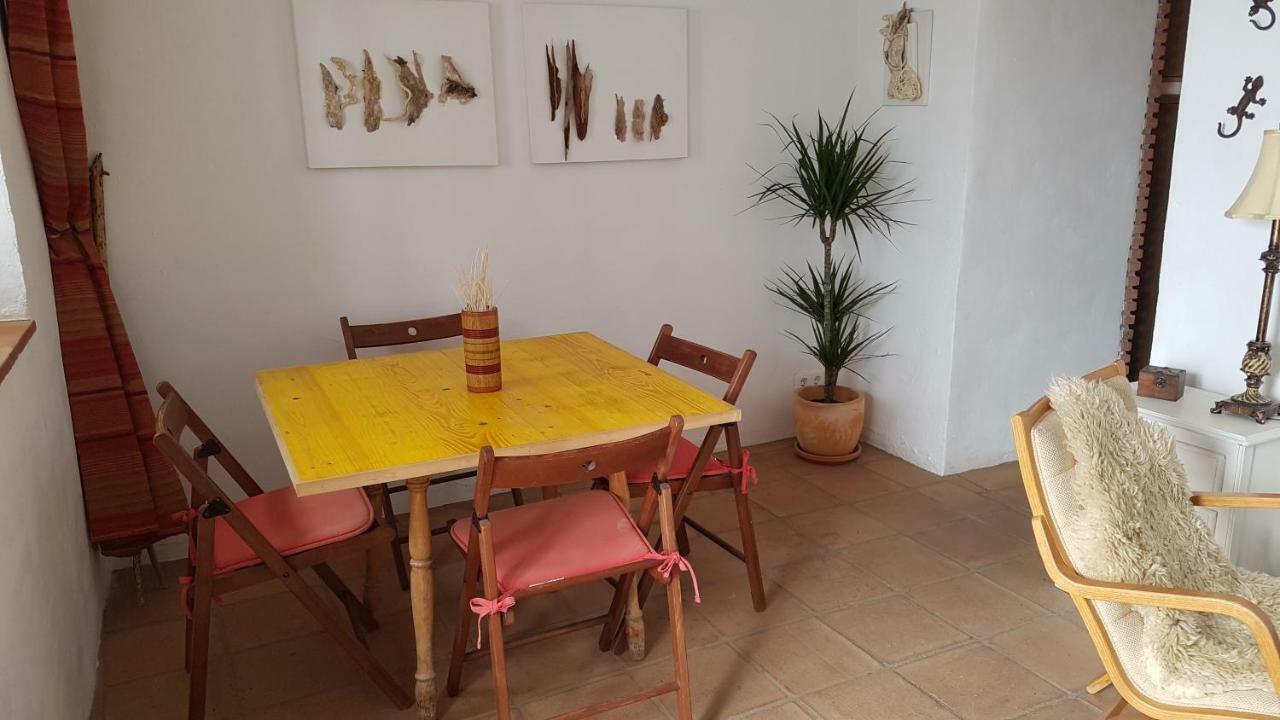 Cortes De La Frontera Townhouse Dış mekan fotoğraf